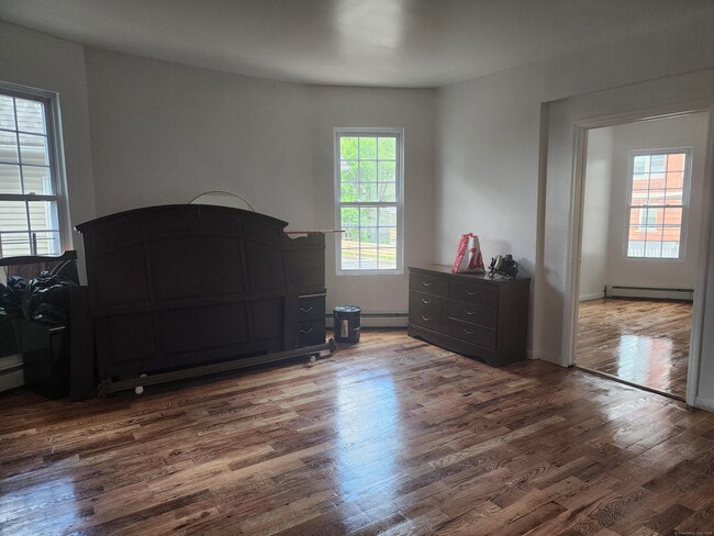 Photo - 120 Easton Ave