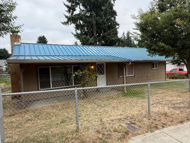 Building Photo - 4600 NE 137th Ave Rental