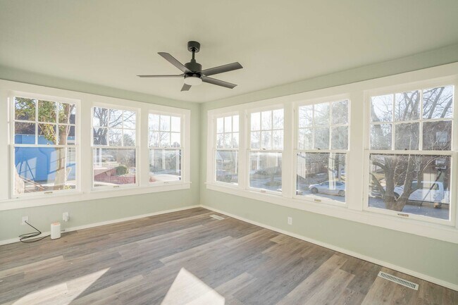 Photo - Prime Location! 2bed/ 2 bath! Schedule a tour today!