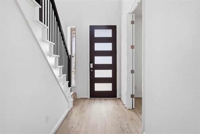 Photo - 1977 Alasio Dr