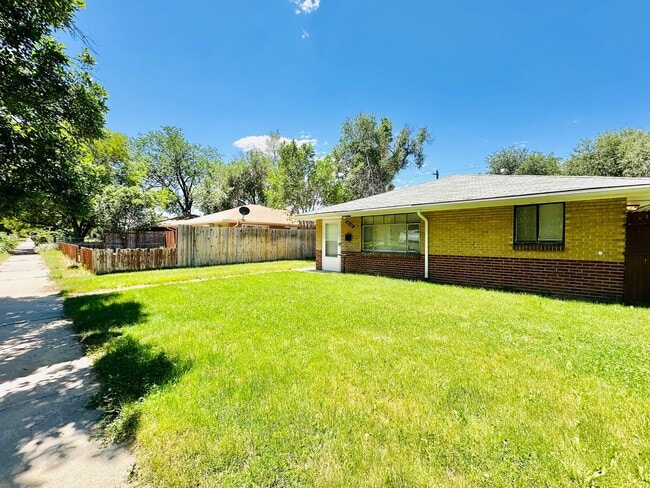 3 bed 1 bath duplex near RiNo and City Par... - 3 bed 1 bath duplex near RiNo and City Par... Casa Adosada