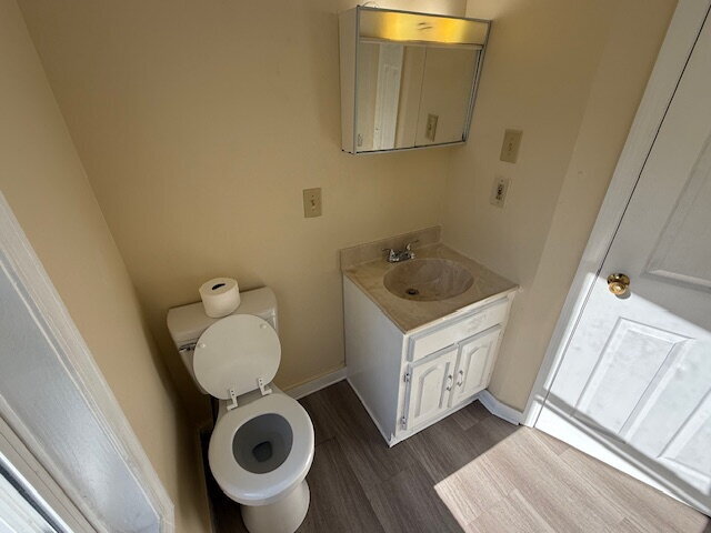 Photo - Newly Updated!! 3 Bed, 1 Bath Apartment in...