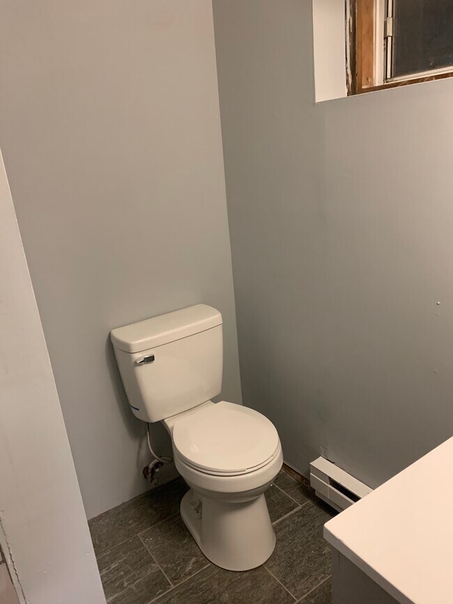 91 Colebrook St Apartments Unit Eff Hartford, CT