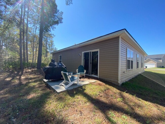 Photo - 4bed-2bath Newer built home in Hinesville, GA!