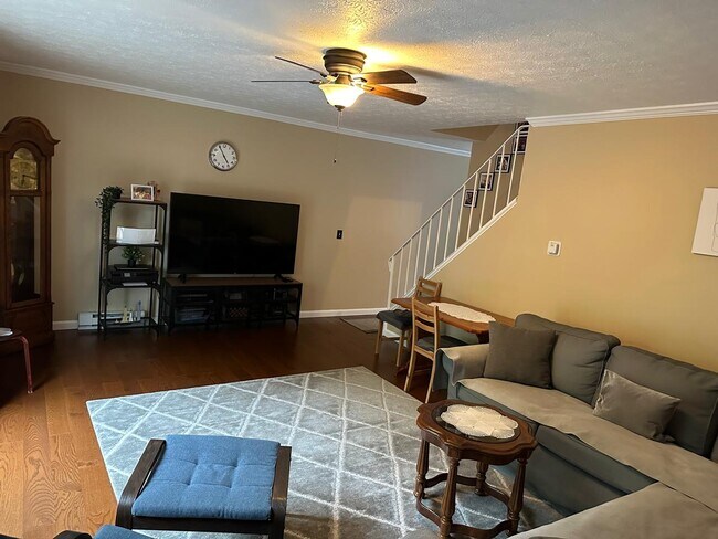 Living room - 120 Wooster St Unit Condominium