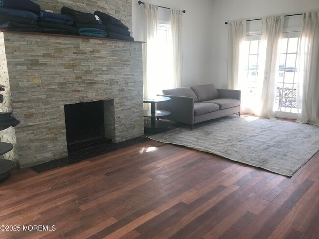 Photo - 11 Lakeview Rd