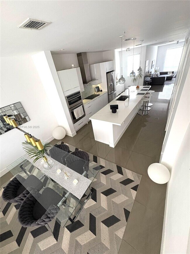 Photo - 10265 NW 63rd Terrace Unidad 210