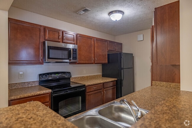 2BR, 2BA - 1350SF - Kitchen