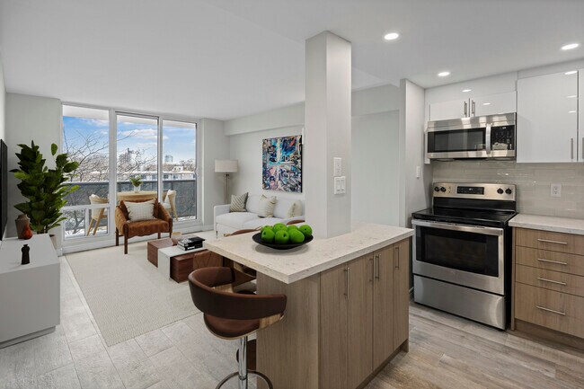 Photo - Lakeview Towers