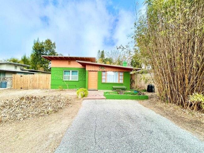 Building Photo - 5209 10th Ave S