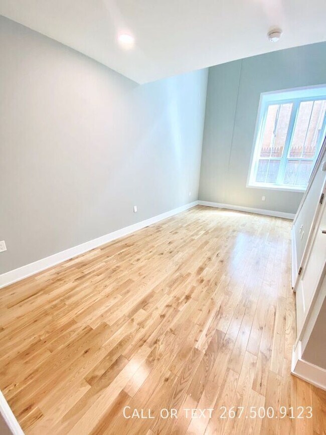 Photo - 1523 W Girard Ave Unit 105