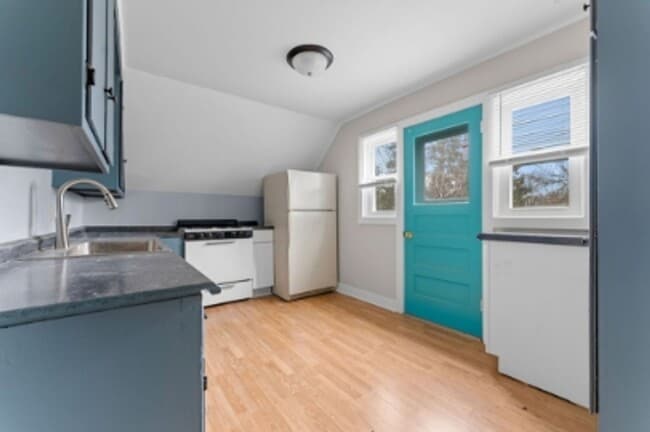 Photo - 1707 Jefferson St Unit A- Upper