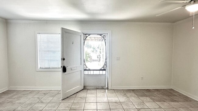 Photo - 337 N Fletcher Ave