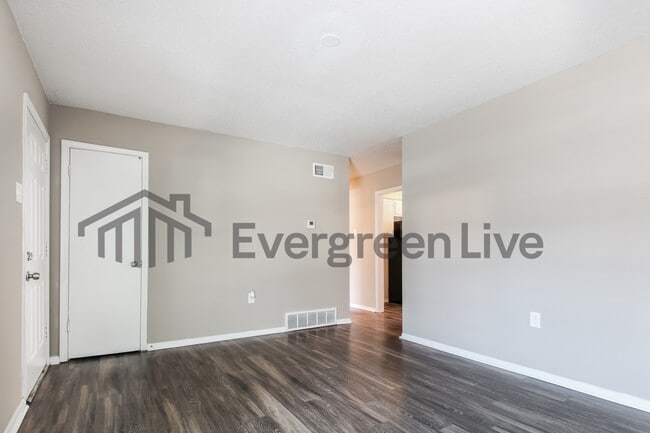 Photo - 5267 Broken Oak Dr