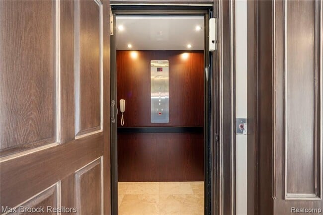 42183 Kouza Ct