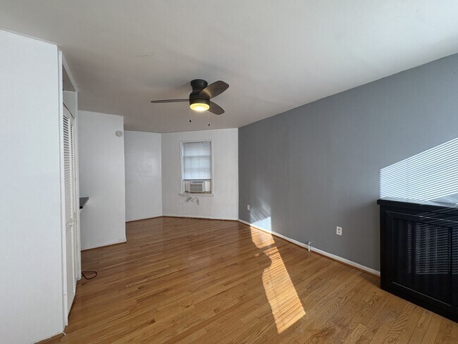 3711 Lancaster Ave Unit 3