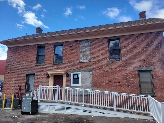 Photo - 1 Barristers Ct