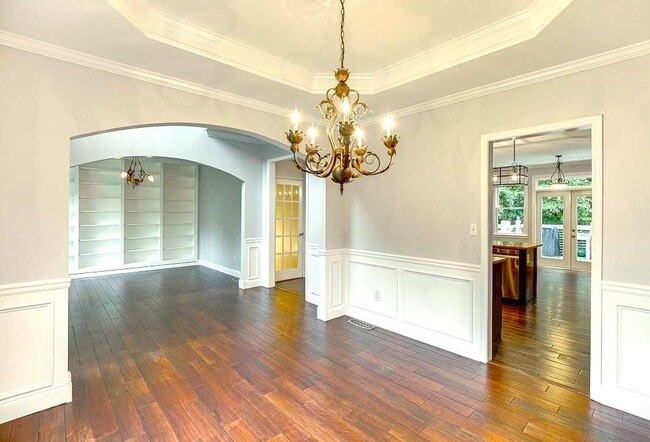 Photo - 2542 Hillgrove Dr