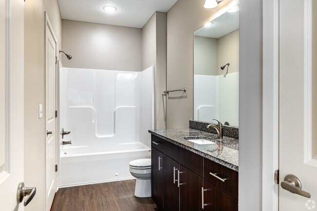 Photo - 5601 NE 80th Ter