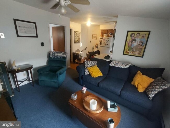 Photo - 126 E York St