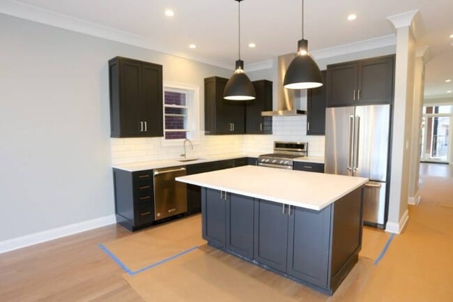 Photo - 2319 N Southport Ave Unit 1