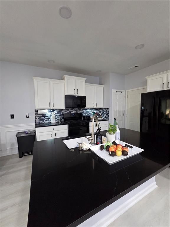 Photo - 4106 Dahlgreen Way