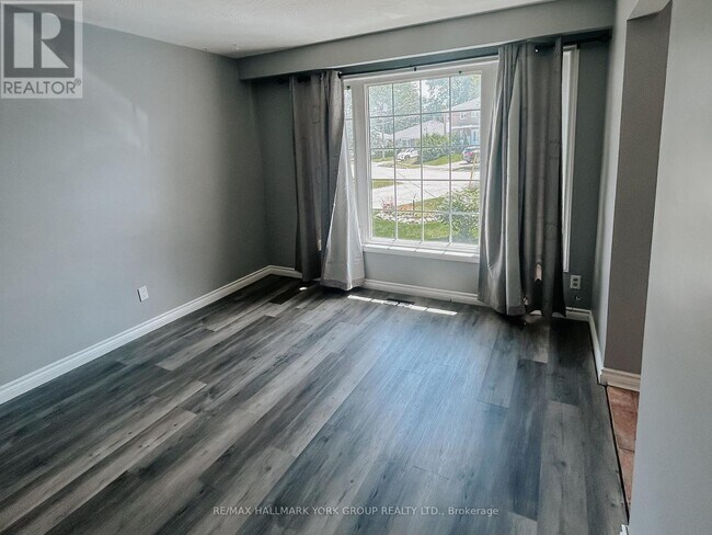 Photo - 217 Septonne Ave