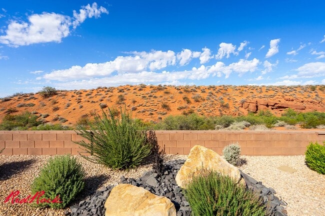 Photo - Stunning 4 Bedroom Home with Gorgeous Back...