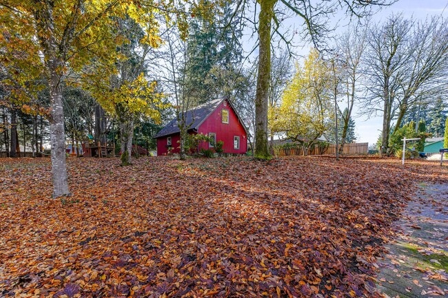 Photo - 2 Bedroom 1.5 Bath Farm House