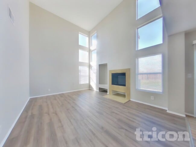 Photo - 44313 63rd St W