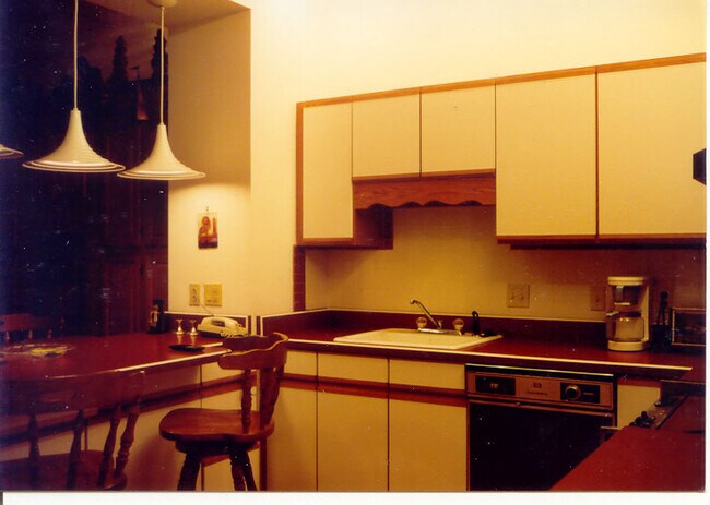 Photo - 2959 Deckebach Ave