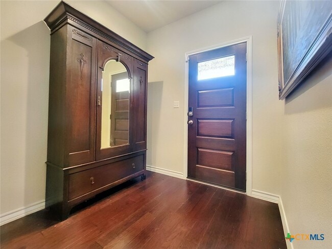 Photo - 365 Mary Max Cir