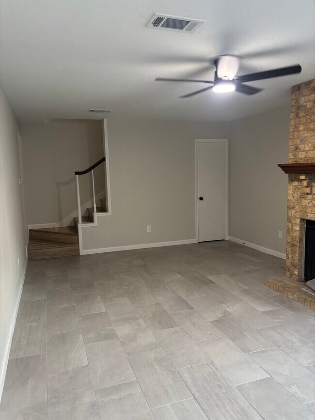 Photo - 8585 Glen Meadow Ln