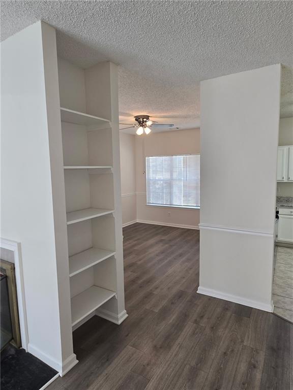 Photo - 6025 Park Wood Ct