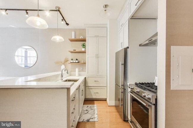 Building Photo - 2120 Vermont Ave NW Unit 121 Rental
