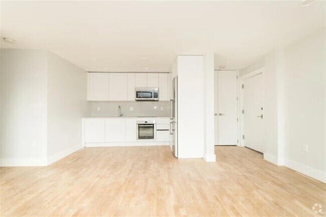 Building Photo - 335 Harvard St Rental