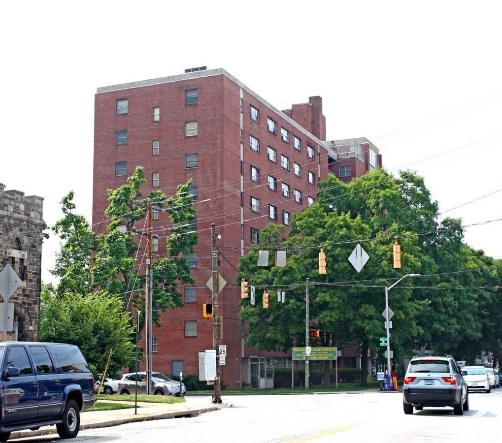 Photo - Roland View Towers SENIOR HOUSING