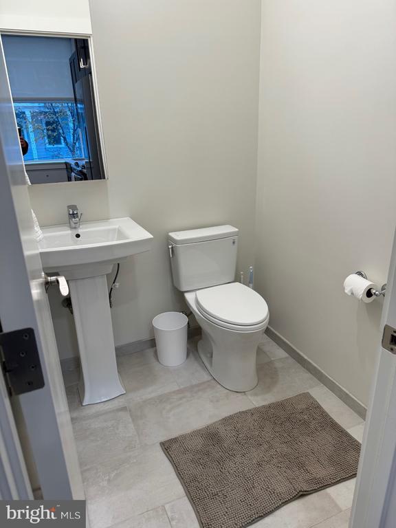 Photo - 30 MacLean St Unit 3 - FURNISHED