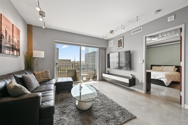 Photo - 800 Brazos St Unit 1004