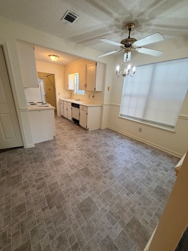 Photo - 1225 Mathis Rd Unit #4 Mathis