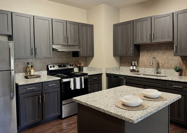 Building Photo - Eagle's Brooke Rental