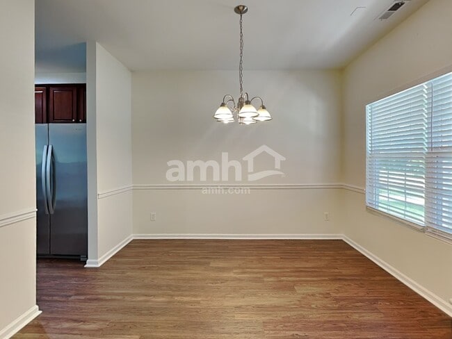 Photo - 7305 Ethans Way
