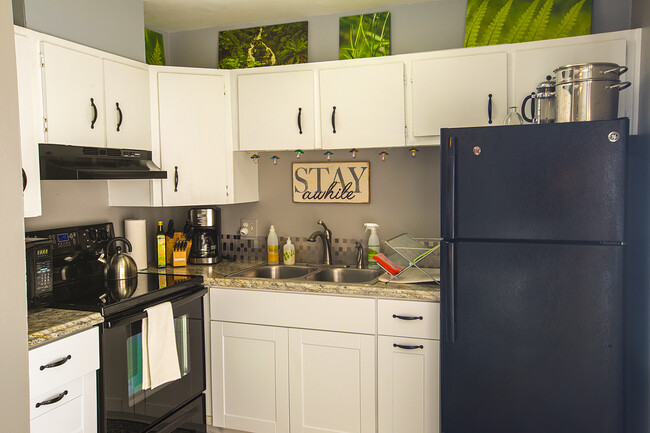 Building Photo - 1760 Eaton St Unit 2 Rental