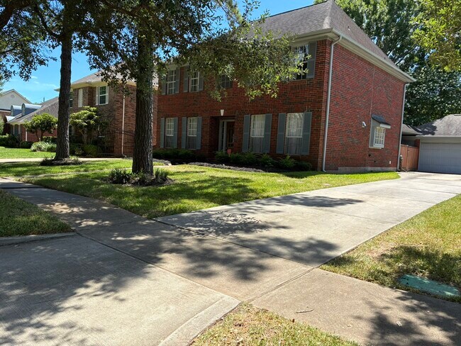 Photo - 4635 Meadow Green Dr