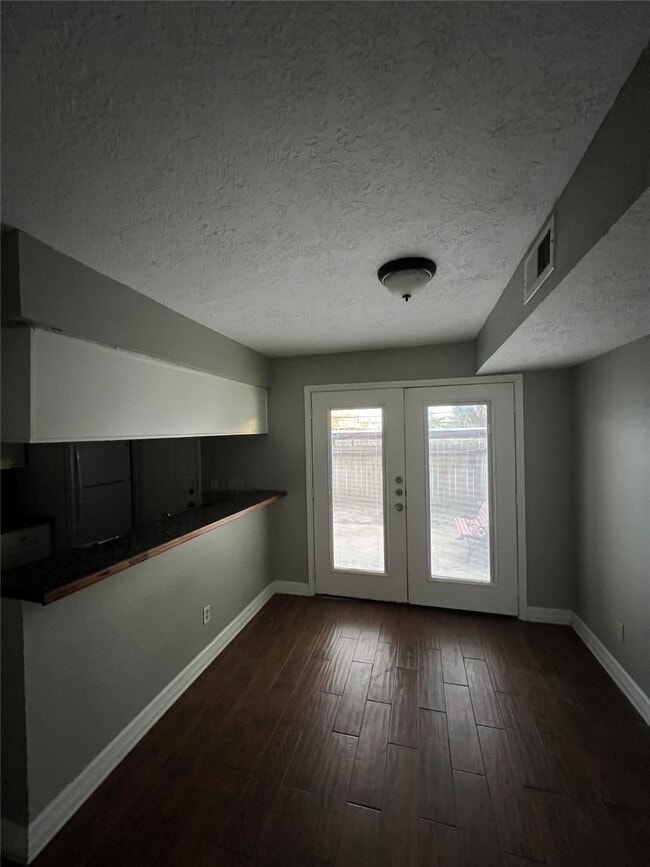 Photo - 1945 Miramar Green St Unit 1945