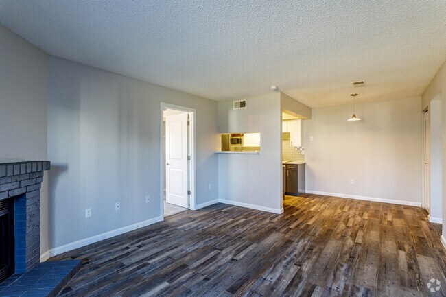 2BR, 1BA - Sugar Pine - Westward Heights Apartments