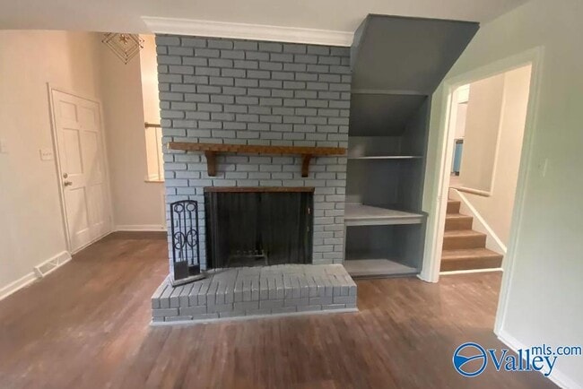 Photo - 8033 Navios Dr SE