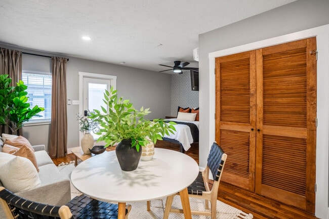 4952 Polk St Unit SI ID1531105P