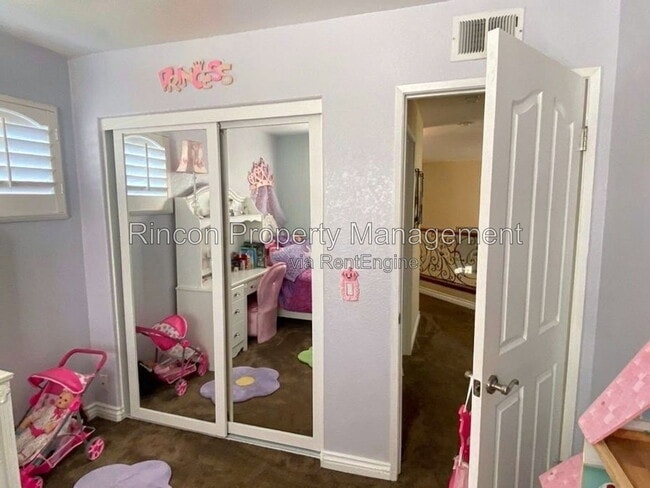 Photo - 2303 Otter Creek Ln