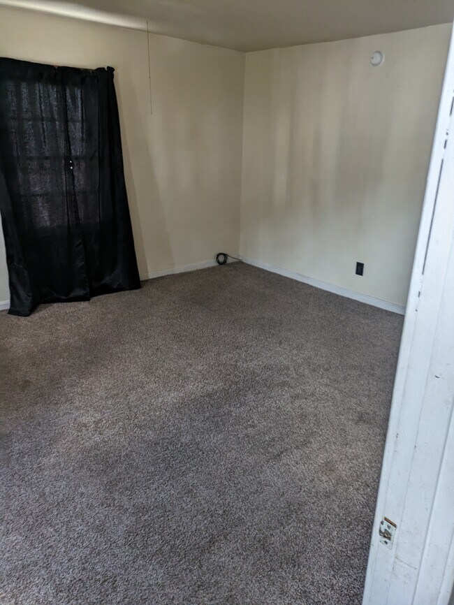 Photo - 144 Virginia St Unit b